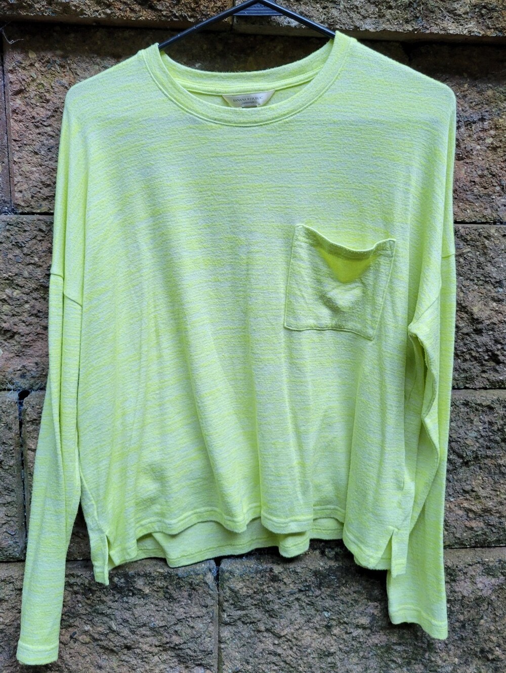 Banana Republic LuxeSpun Pocket Tee Womens M Neon Lime Oversized Long Sleeve
